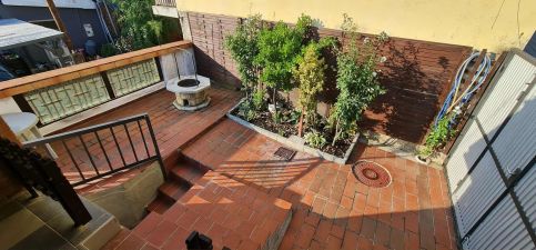 Kiss Family Wine House1