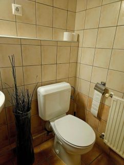 Auróra Apartman Club MenDan13