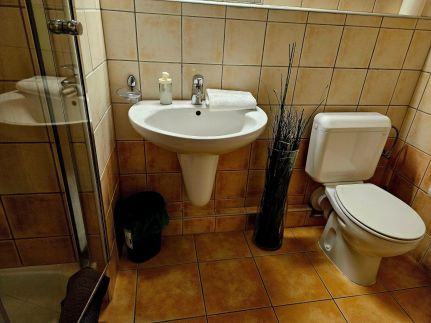 Auróra Apartman Club MenDan19