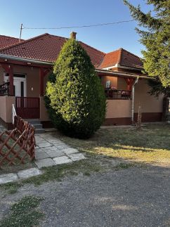 Rikik Apartman33