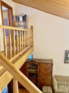 Vintage Lake House7