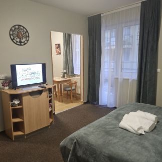 Karos Kristály Apartman3