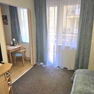 Karos Kristály Apartman