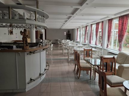 Négy Évszak Hotel1