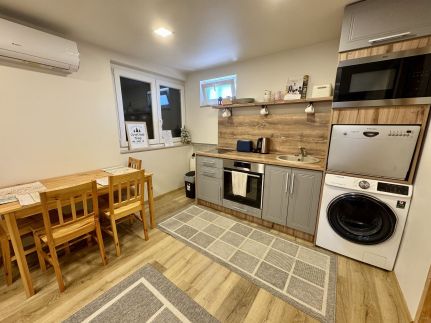 Wendell Apartman20