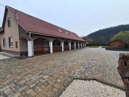 Viszlát Apartmanház2