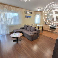 Soluna- Sunny Downtown Apartment