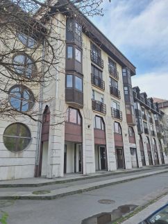 Black&White Deluxe Apartman10