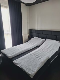 Black&White Deluxe Apartman6