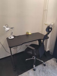 Black&White Deluxe Apartman8