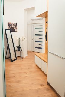 Tímár 18 Apartman12