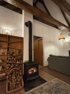 Erdő mellett lebzselő Vendégház10