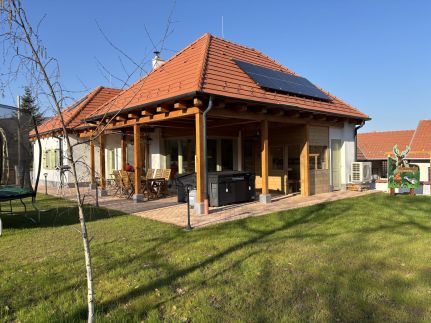 Erdő mellett lebzselő Vendégház19