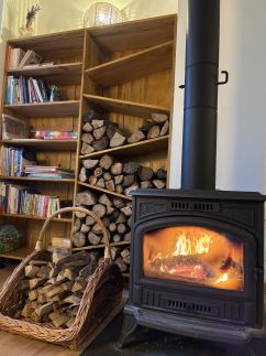 Erdő mellett lebzselő Vendégház8