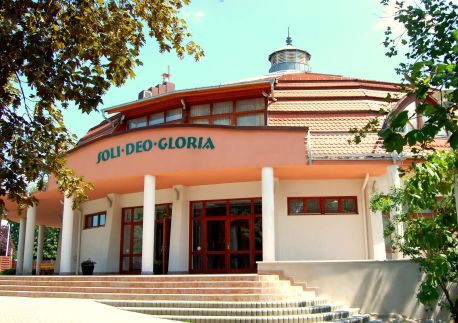 SDG Családi Hotel és Konferencia Központ