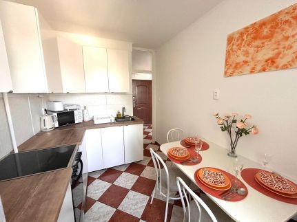 Bellaton Apartman3