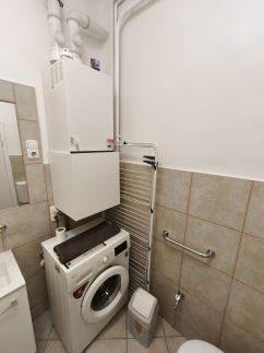 Toldi 5 Apartman9