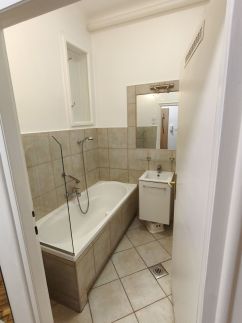 Toldi 5 Apartman11