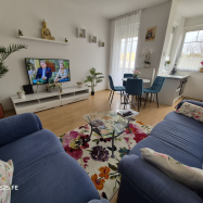 Zafir Luxory Aparman