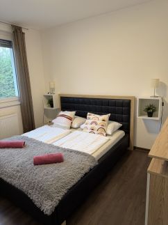 Yellow Sun Apartman 562