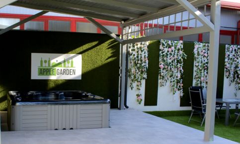 Apple Garden8