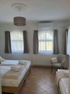 Herczeg Villa3