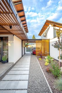 White Lotus Mini Loft