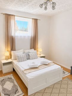 Prisca Lak Apartman2