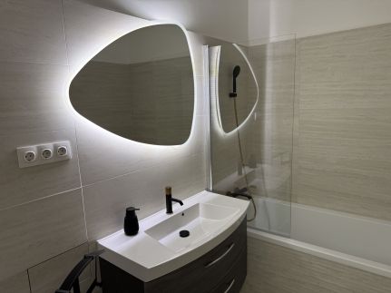 Pécs Central Elite Modern1