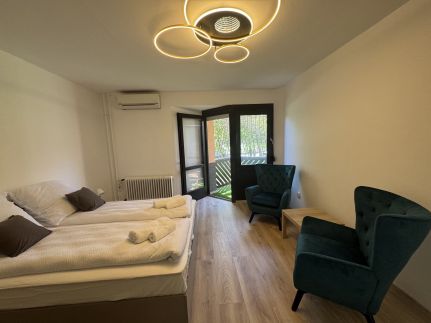 Pécs Central Elite Modern4