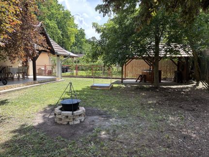 Katucs Vendégház2