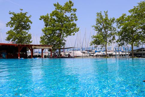 BL Lakeview with Pool Vízparti Medencés Apartman15