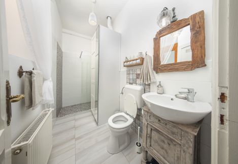 Mályvás Apartman-A Múlt Kincse5