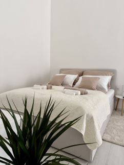 Mate Gold Apartment III.