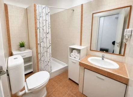 HoldLux City Keyless 0–24 Apartmanok9