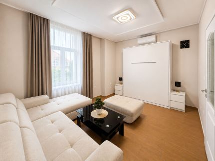 HoldLux City Keyless 0–24 Apartmanok7