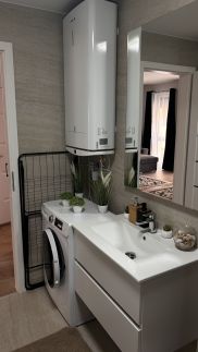 Deep Blue Apartment15