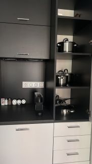 Deep Blue Apartment8