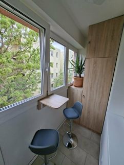 Birdsong Apartman8