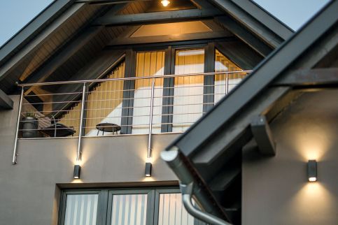 Greyhouse Apartments Paradise1