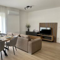 Green Nest Apartment