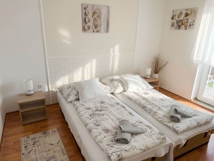 Nefelejcs Apartmanház16