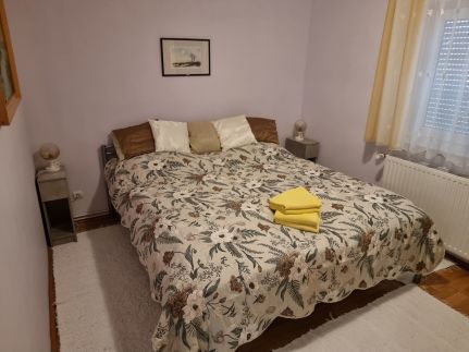 Mica Apartman