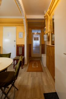 Kiss Apartman 33