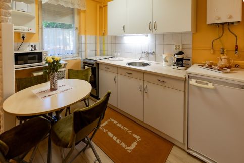 Kiss Apartman 38