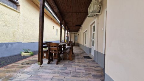 Óvárosi Kőház Apartman1