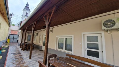 Óvárosi Kőház Apartman2