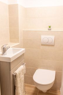 Flóra Apartman11