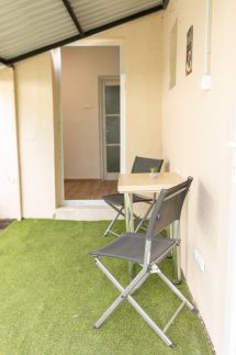 Flóra Apartman18