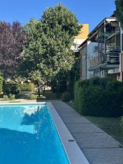 Aranypart Enikő Apartman1